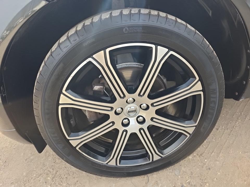 2019 Volvo XC60 T5 Inscription AWD