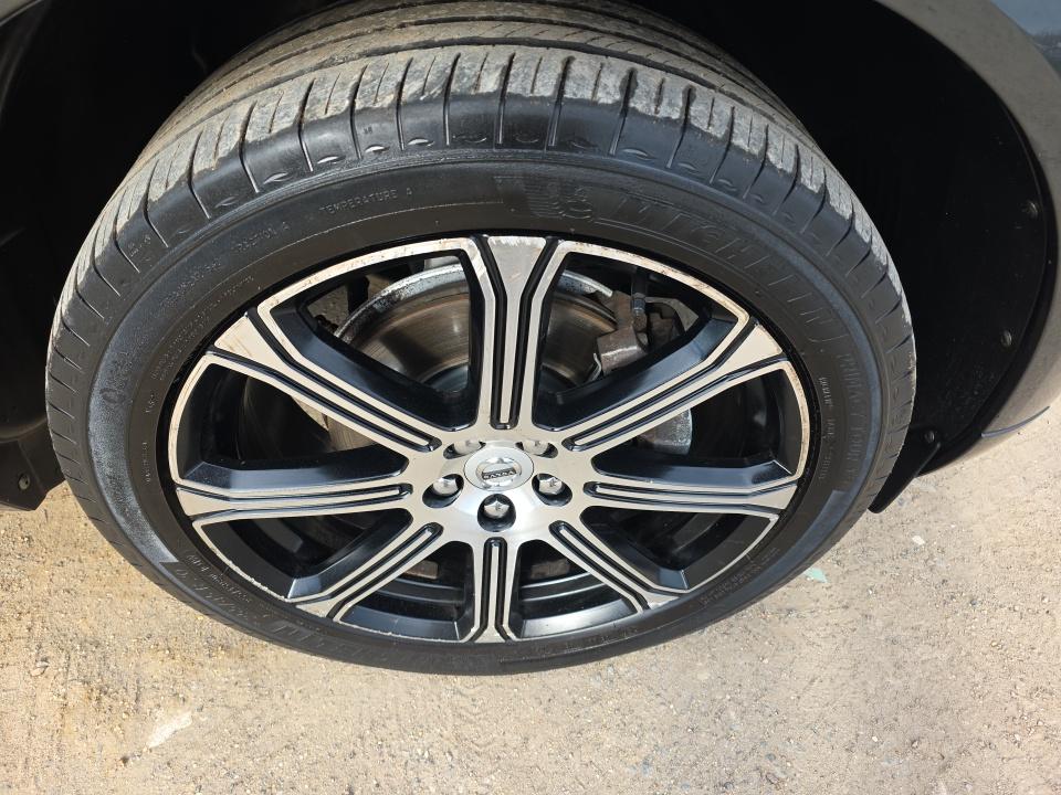 2019 Volvo XC60 T5 Inscription AWD