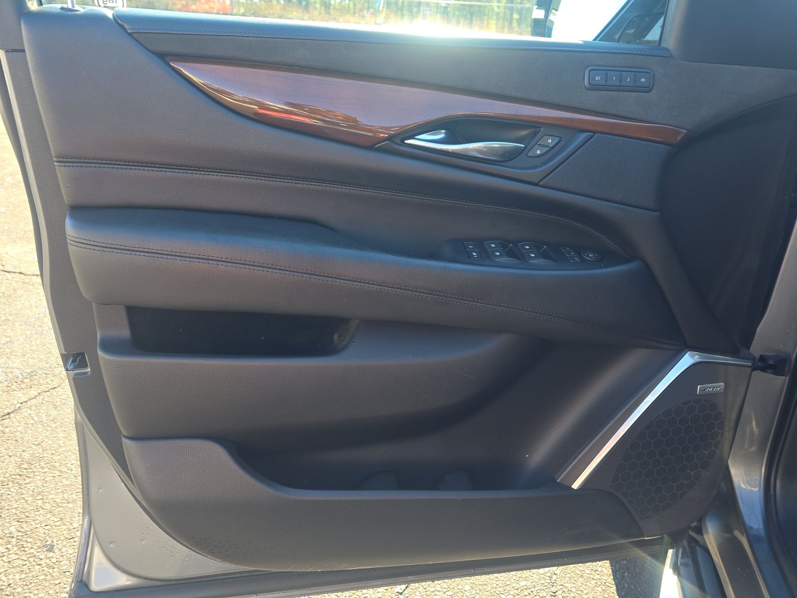 2020 Cadillac Escalade Luxury AWD