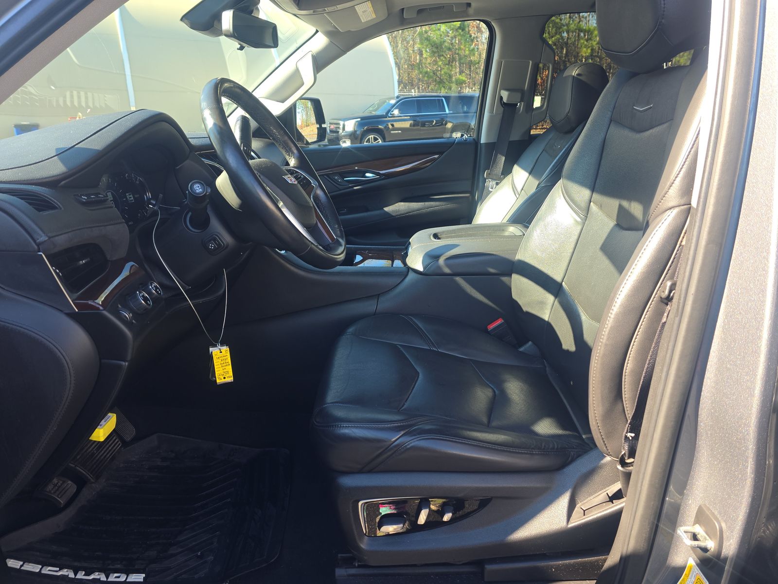 2020 Cadillac Escalade Luxury AWD