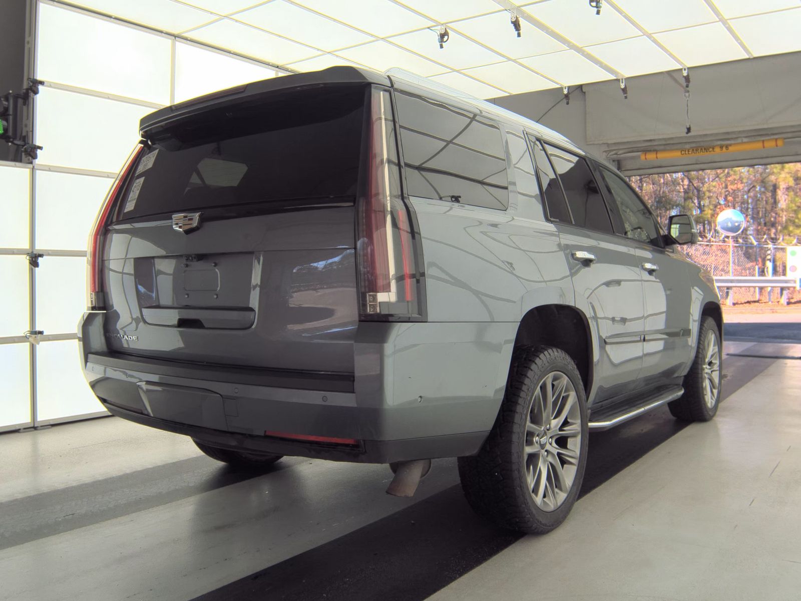 2020 Cadillac Escalade Luxury AWD