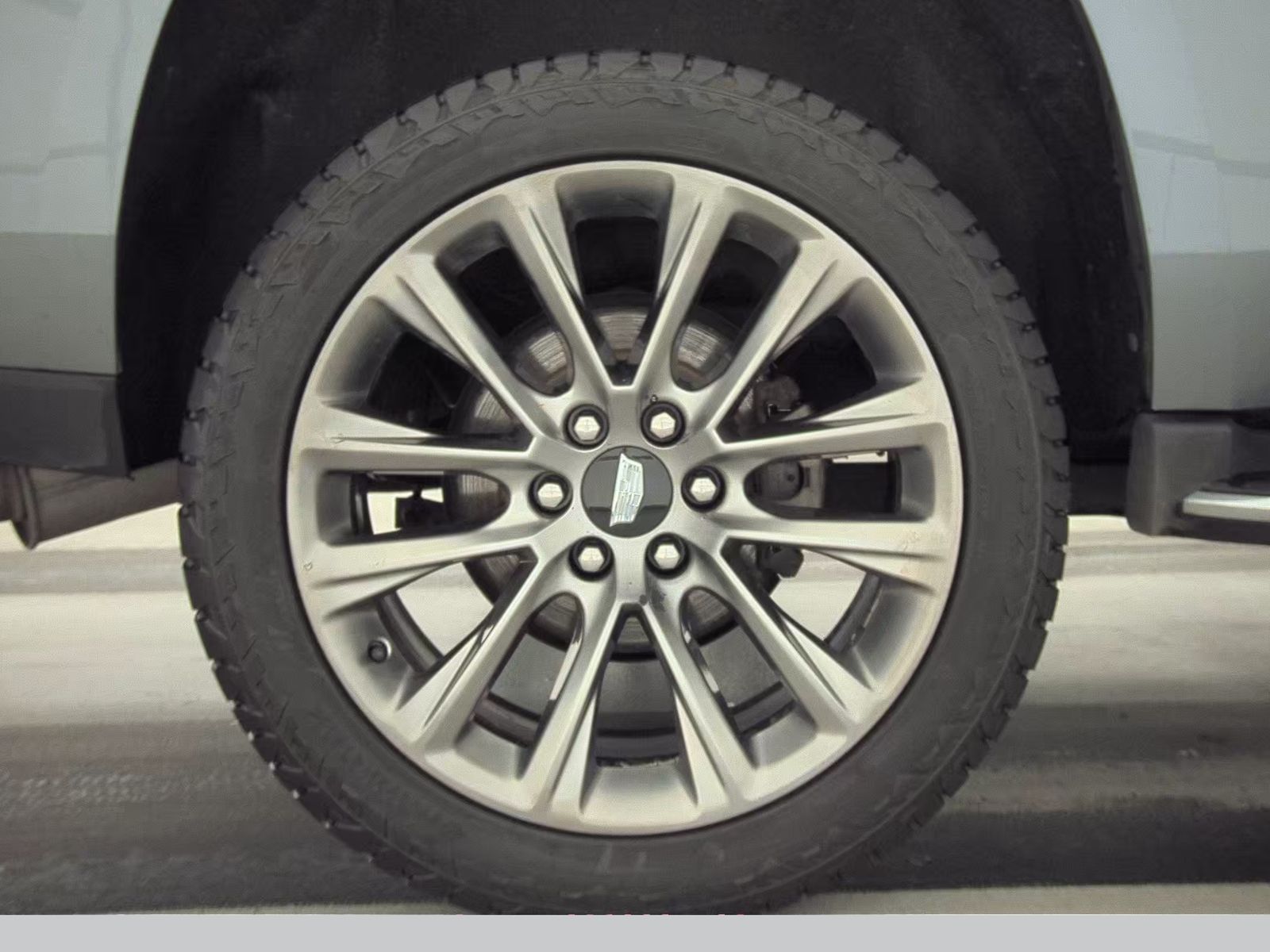 2020 Cadillac Escalade Luxury AWD