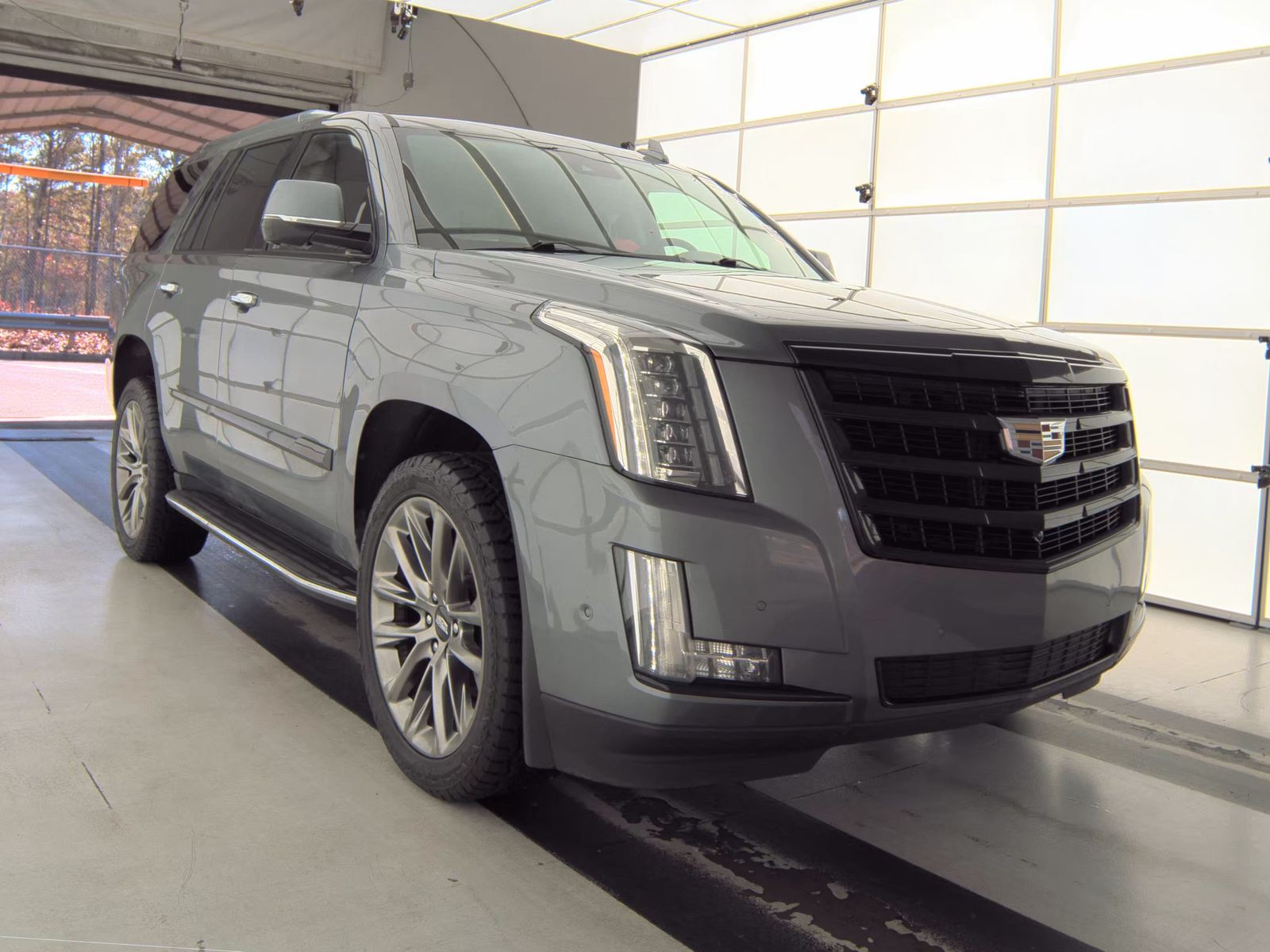 2020 Cadillac Escalade Luxury AWD