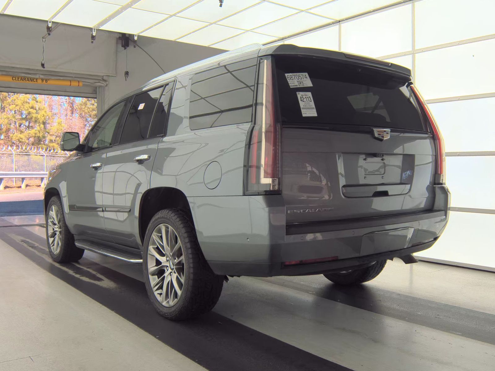 2020 Cadillac Escalade Luxury AWD