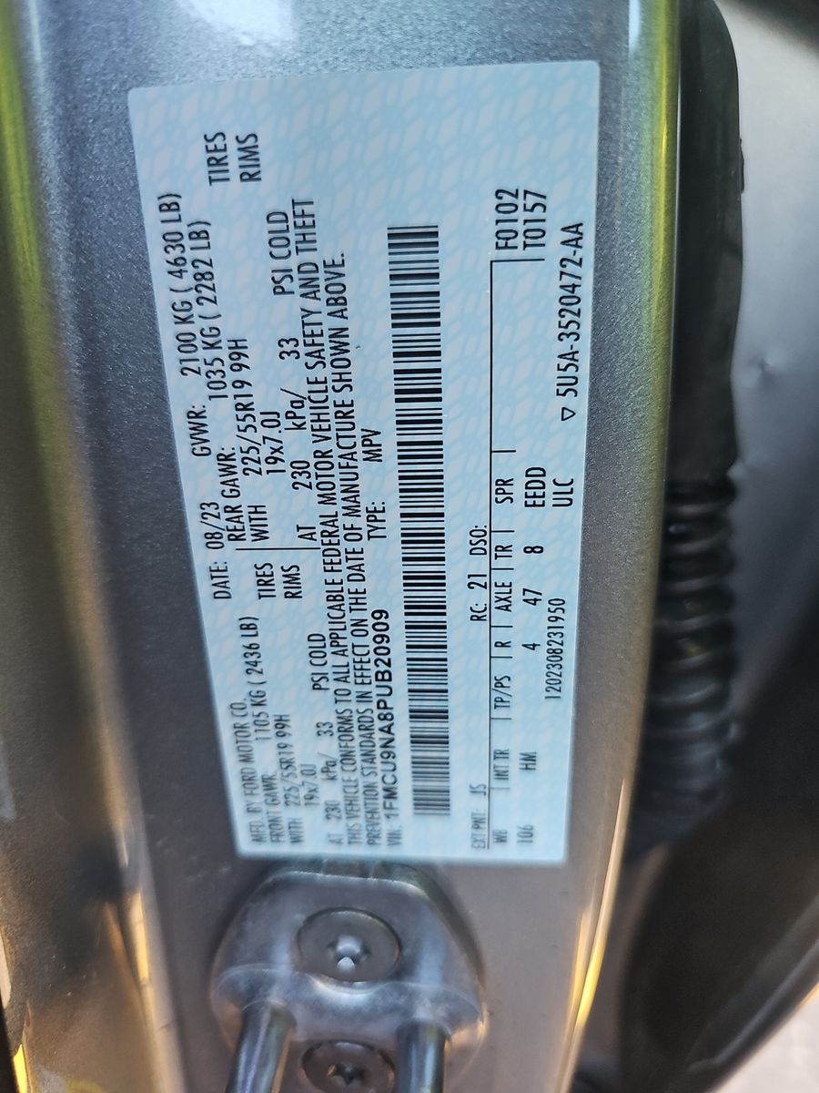 2023 Ford Escape ST-Line Select AWD