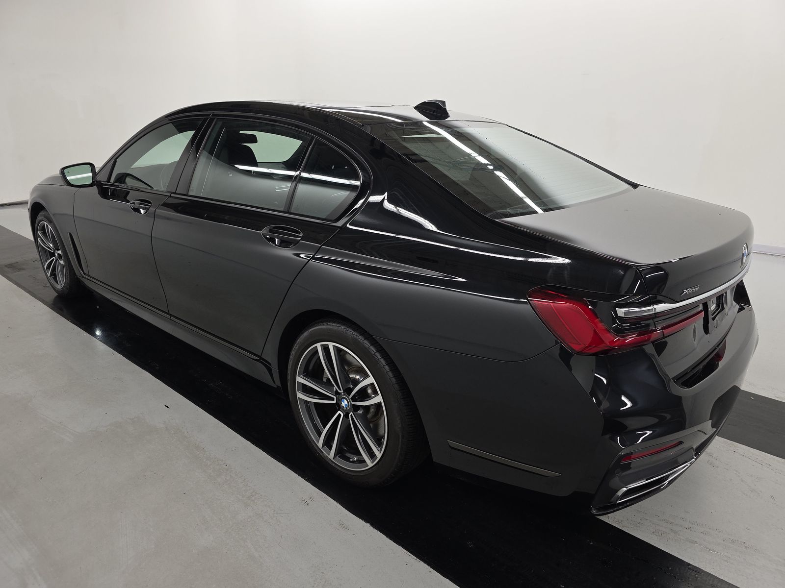 2022 BMW 7 Series 750i xDrive AWD