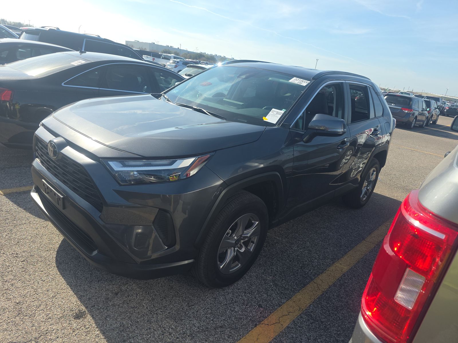 2025 Toyota RAV4 XLE AWD