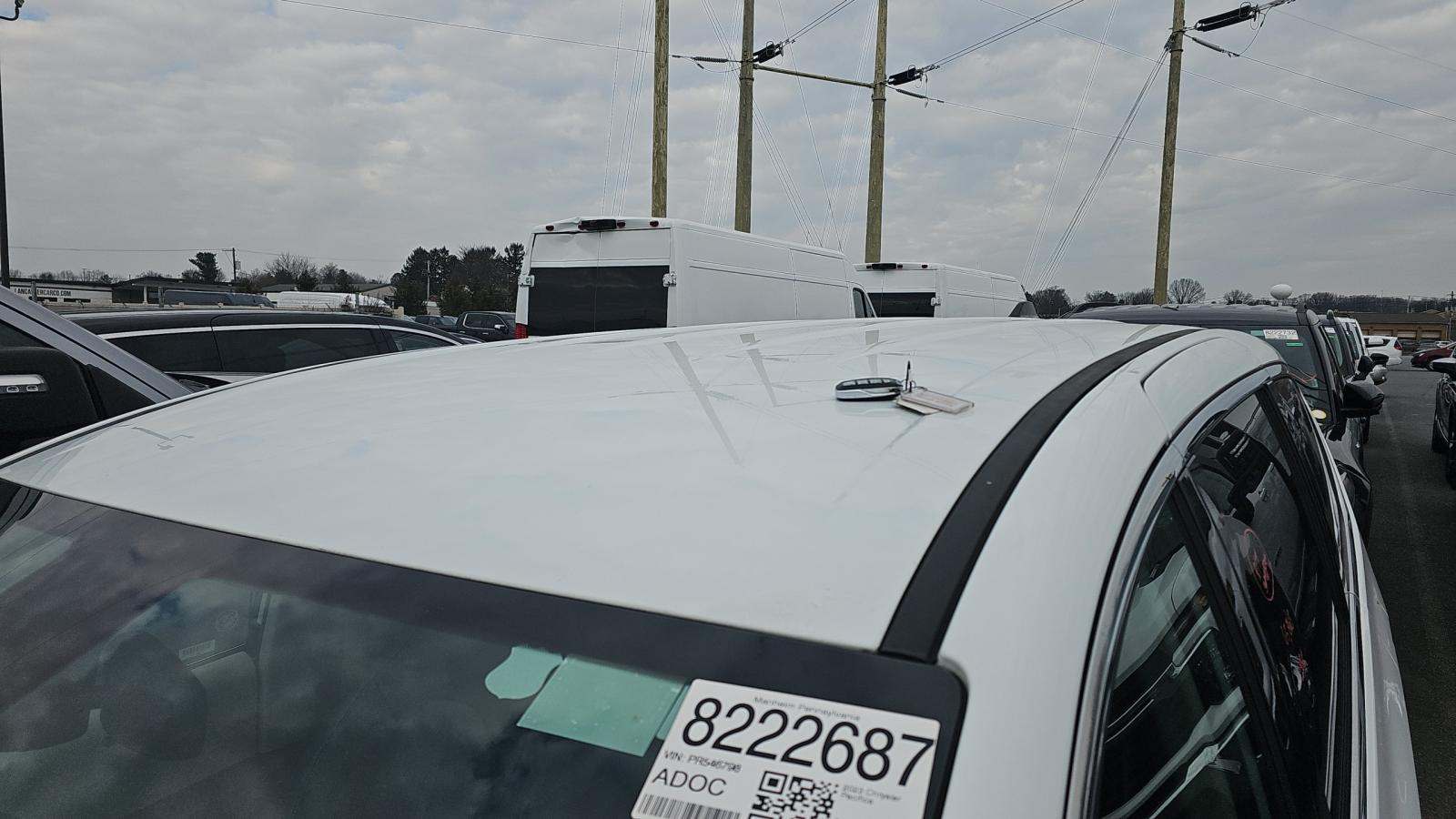 2023 Chrysler Pacifica Touring L FWD