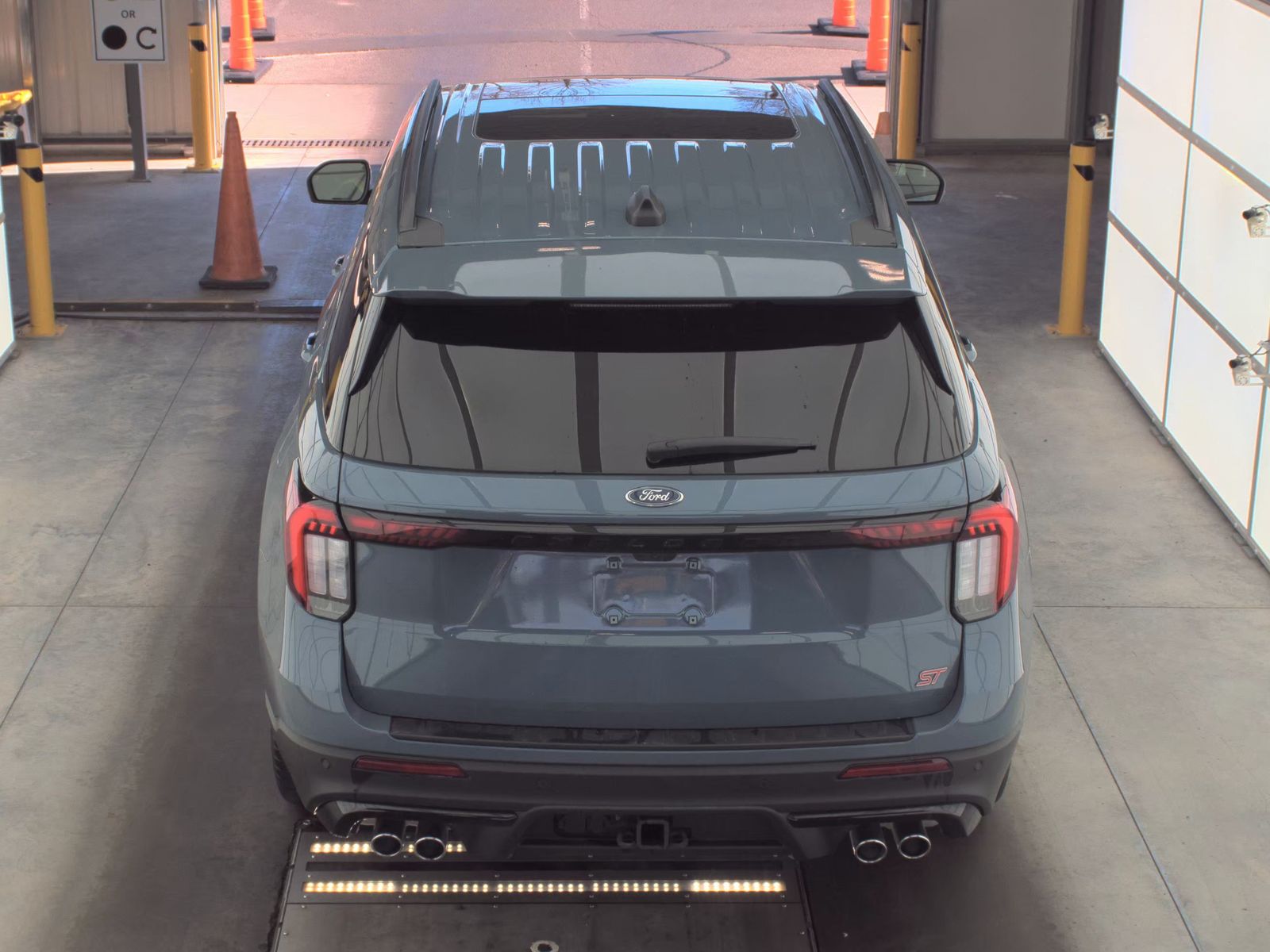 2025 Ford Explorer ST AWD