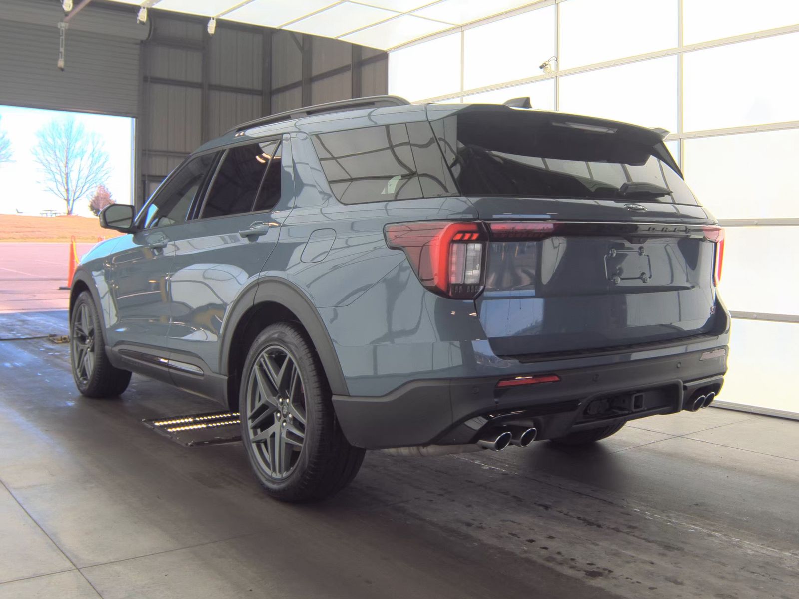 2025 Ford Explorer ST AWD