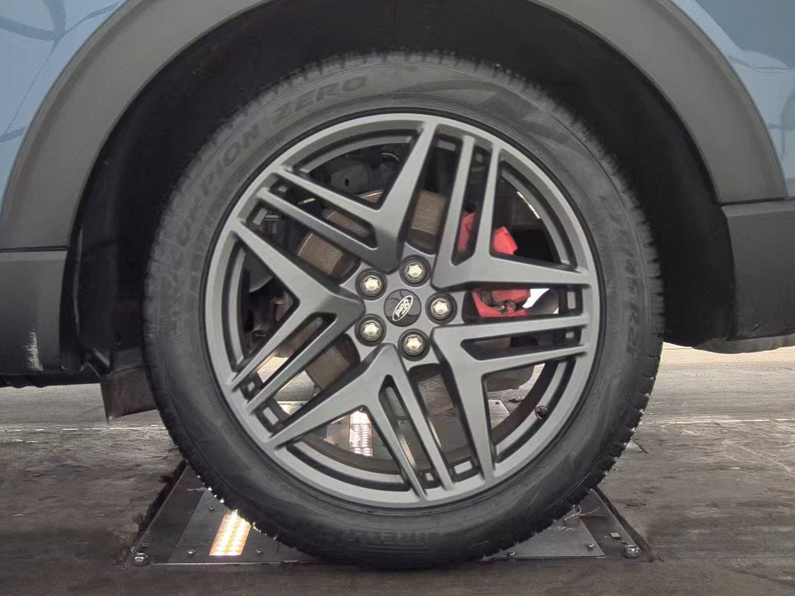 2025 Ford Explorer ST AWD