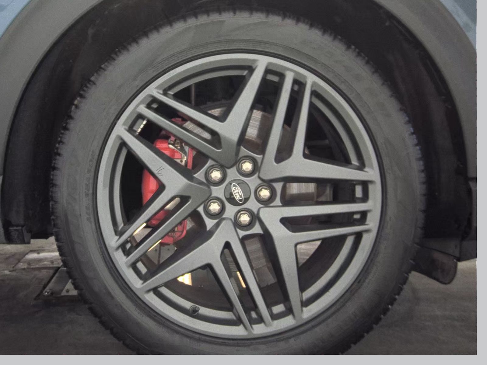 2025 Ford Explorer ST AWD