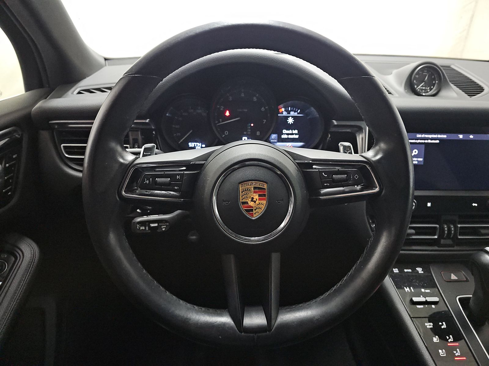 2023 Porsche Macan Base AWD