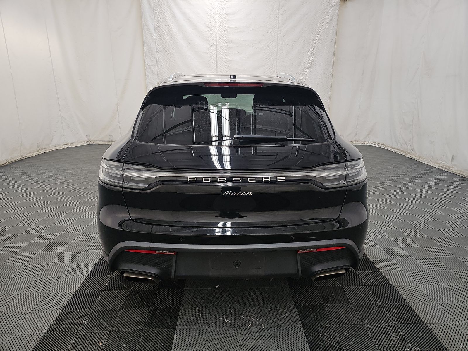 2023 Porsche Macan Base AWD