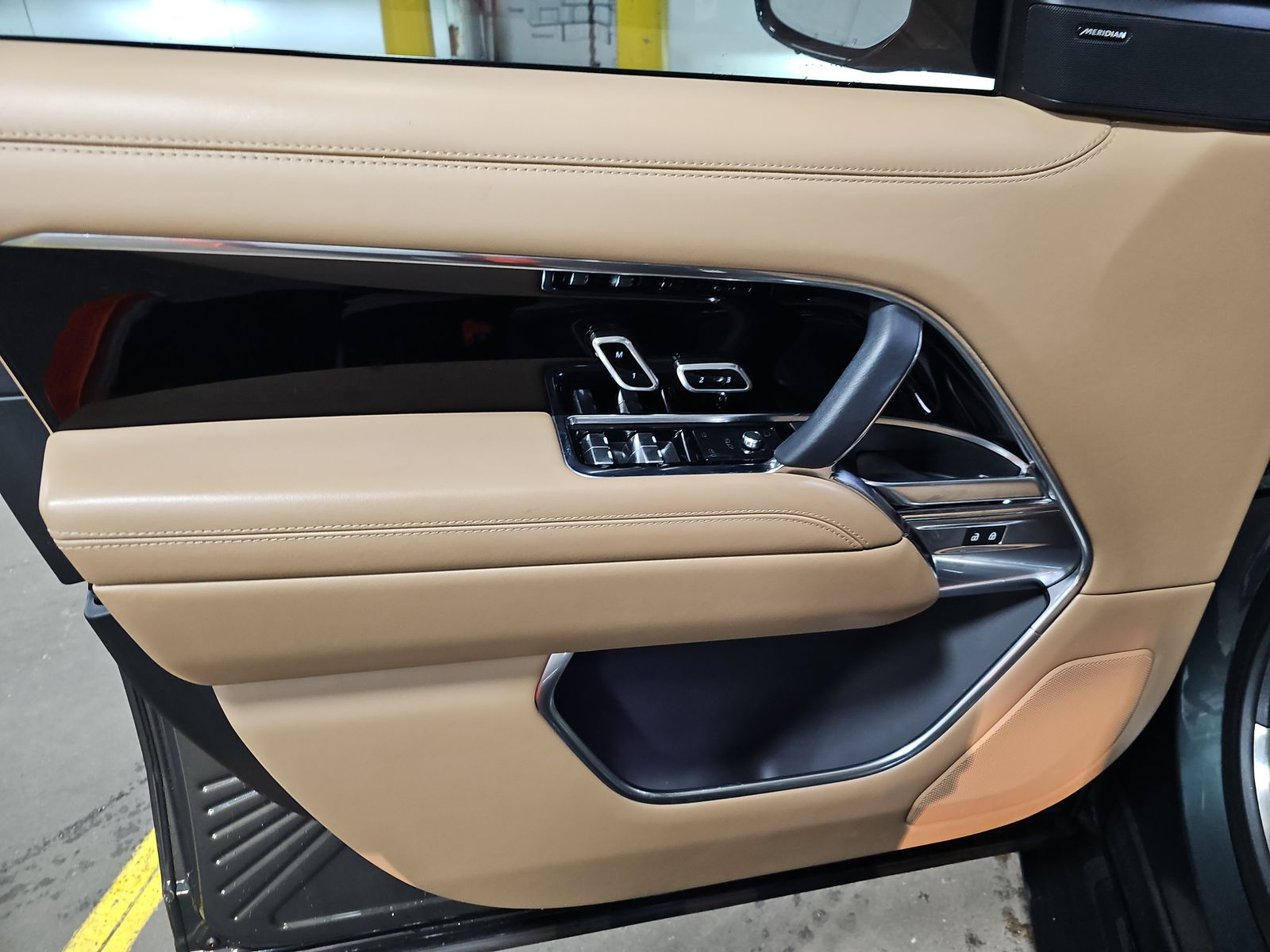 2023 Land Rover Range Rover SE AWD