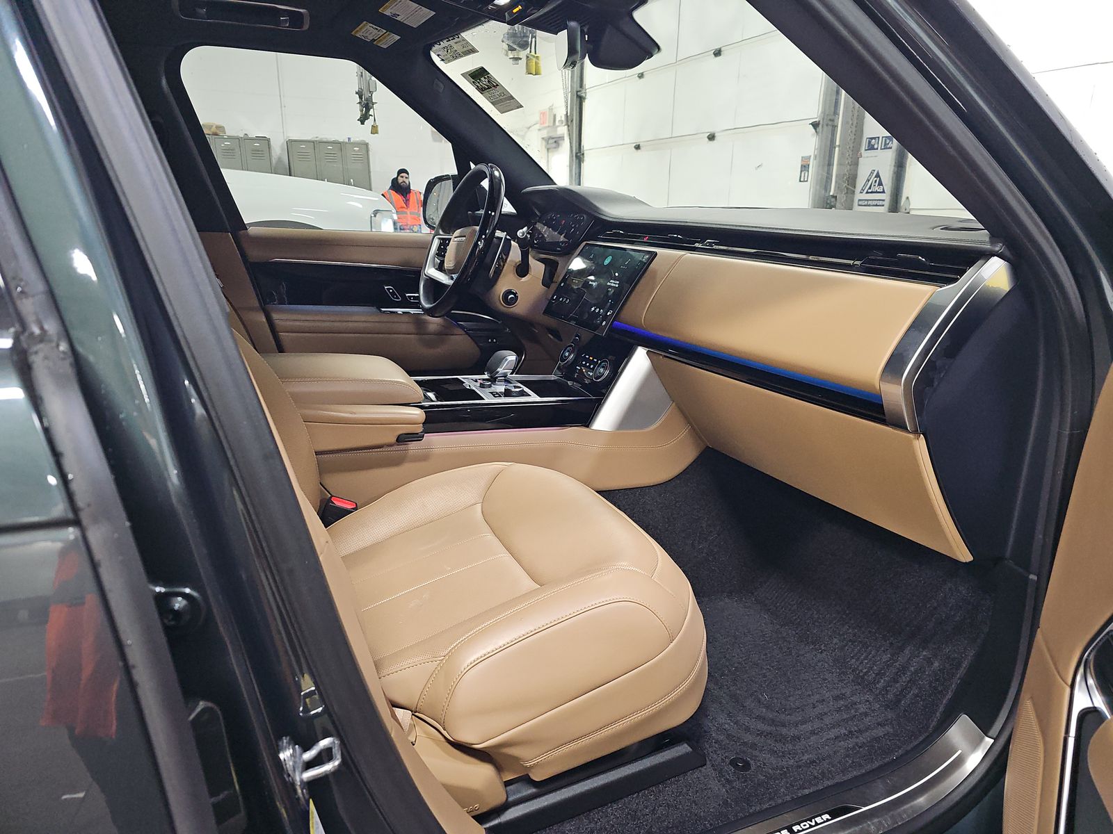 2023 Land Rover Range Rover SE AWD