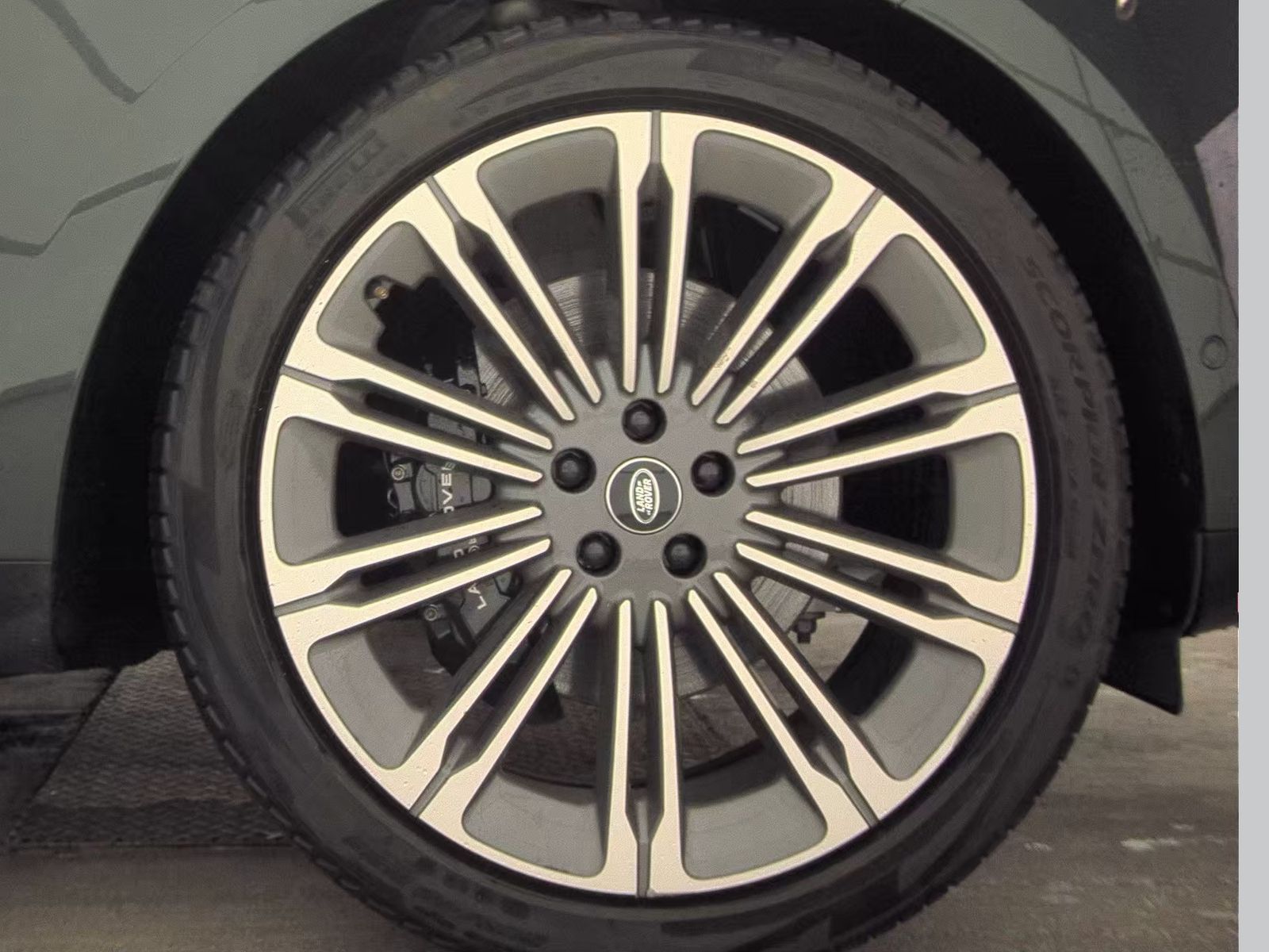 2023 Land Rover Range Rover SE AWD