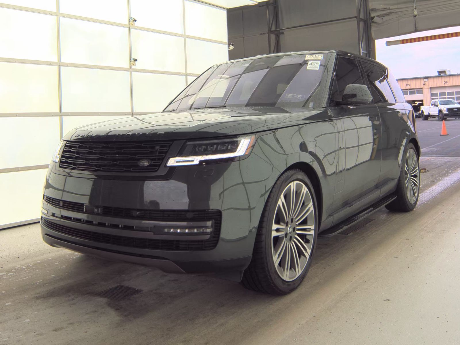 2023 Land Rover Range Rover SE AWD