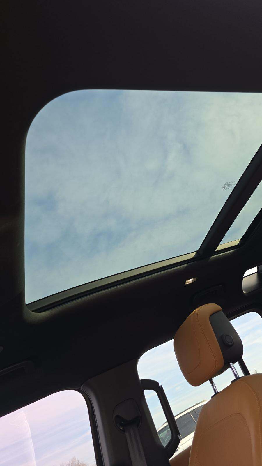 2023 Land Rover Defender 110 V8 AWD