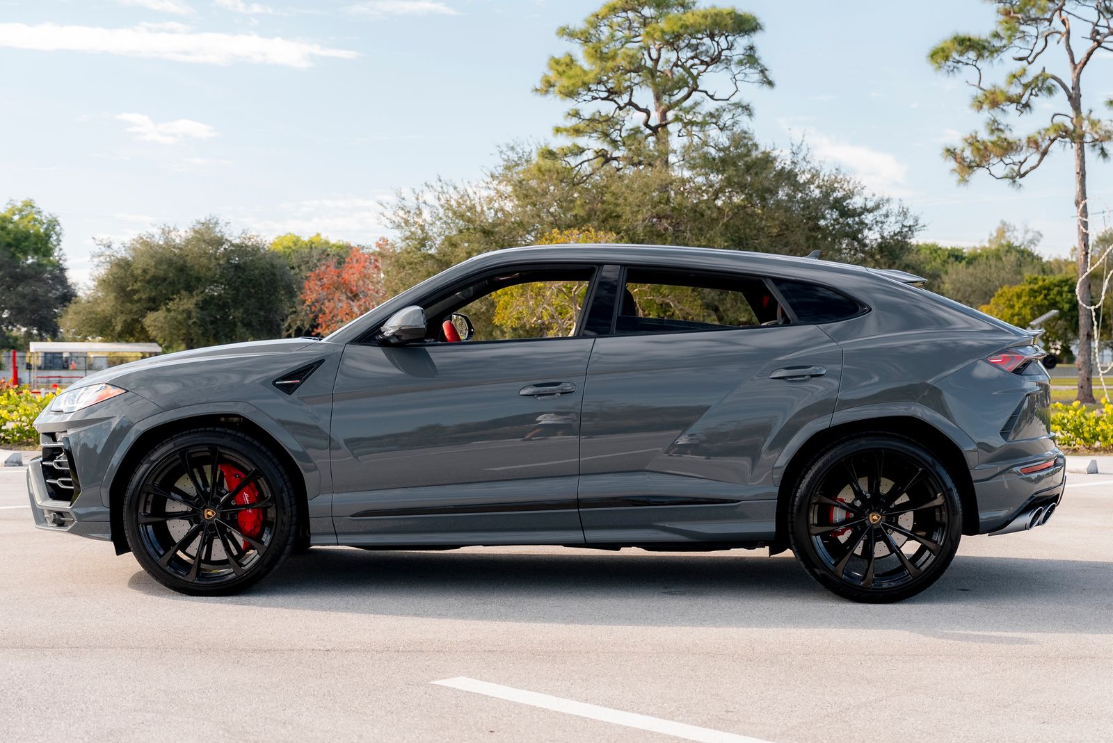 2022 Lamborghini Urus Base AWD