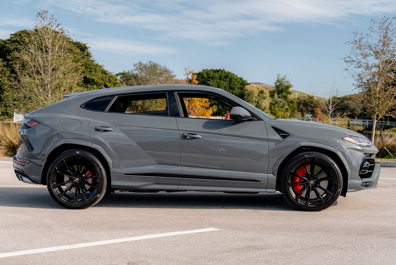 2022 Lamborghini Urus Base AWD