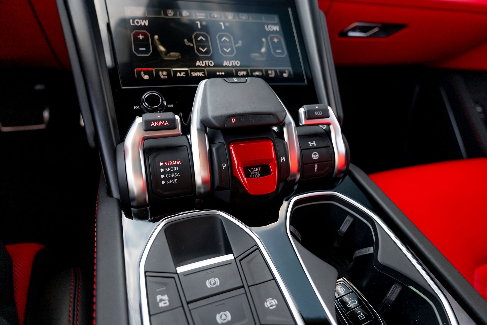 2022 Lamborghini Urus Base AWD