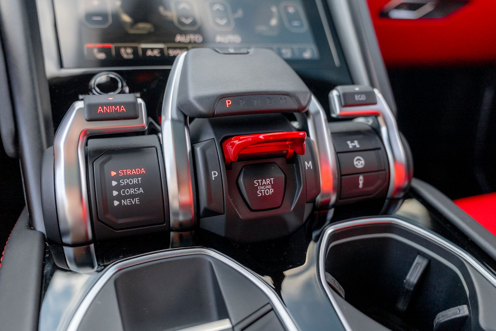 2022 Lamborghini Urus Base AWD