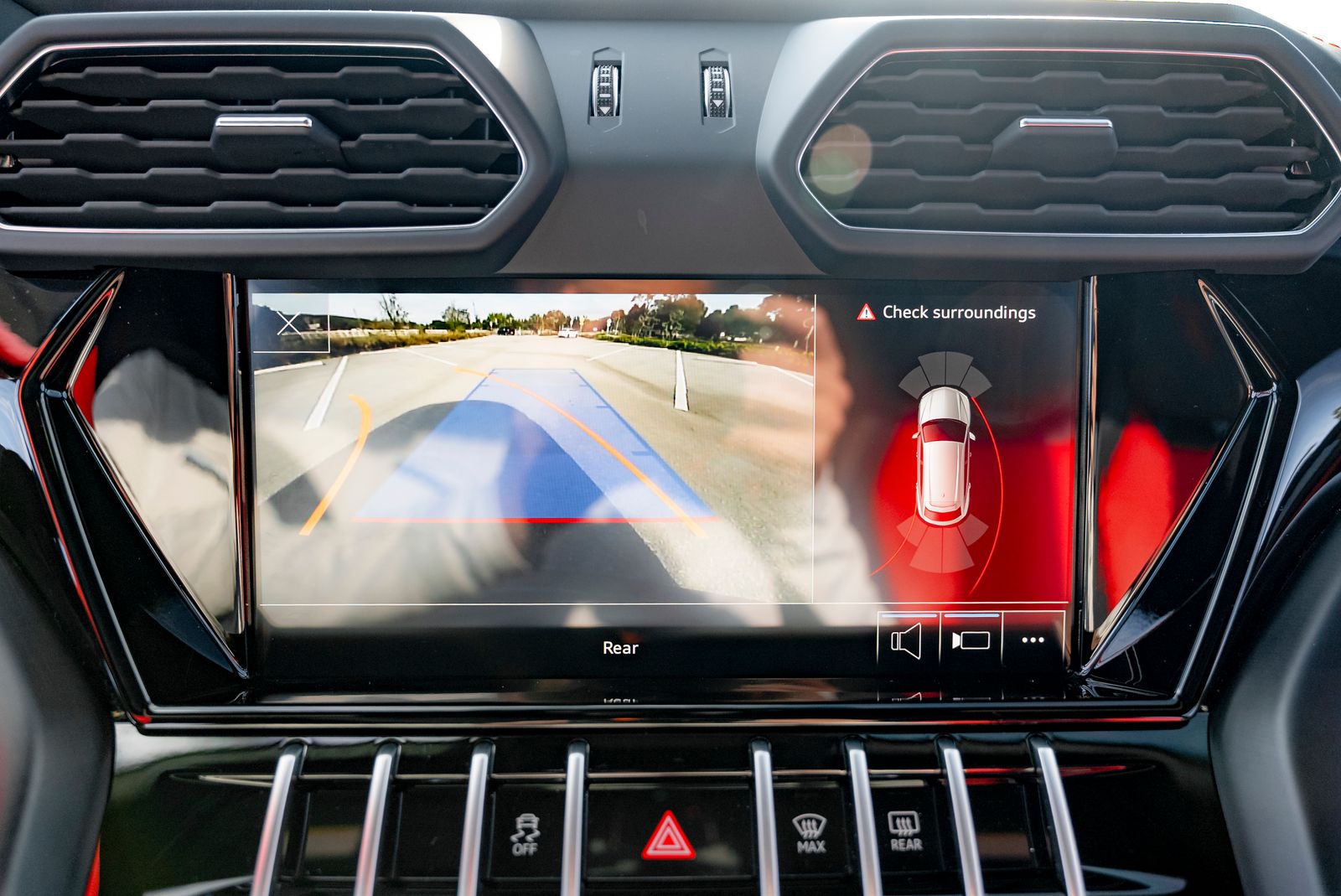 2022 Lamborghini Urus Base AWD