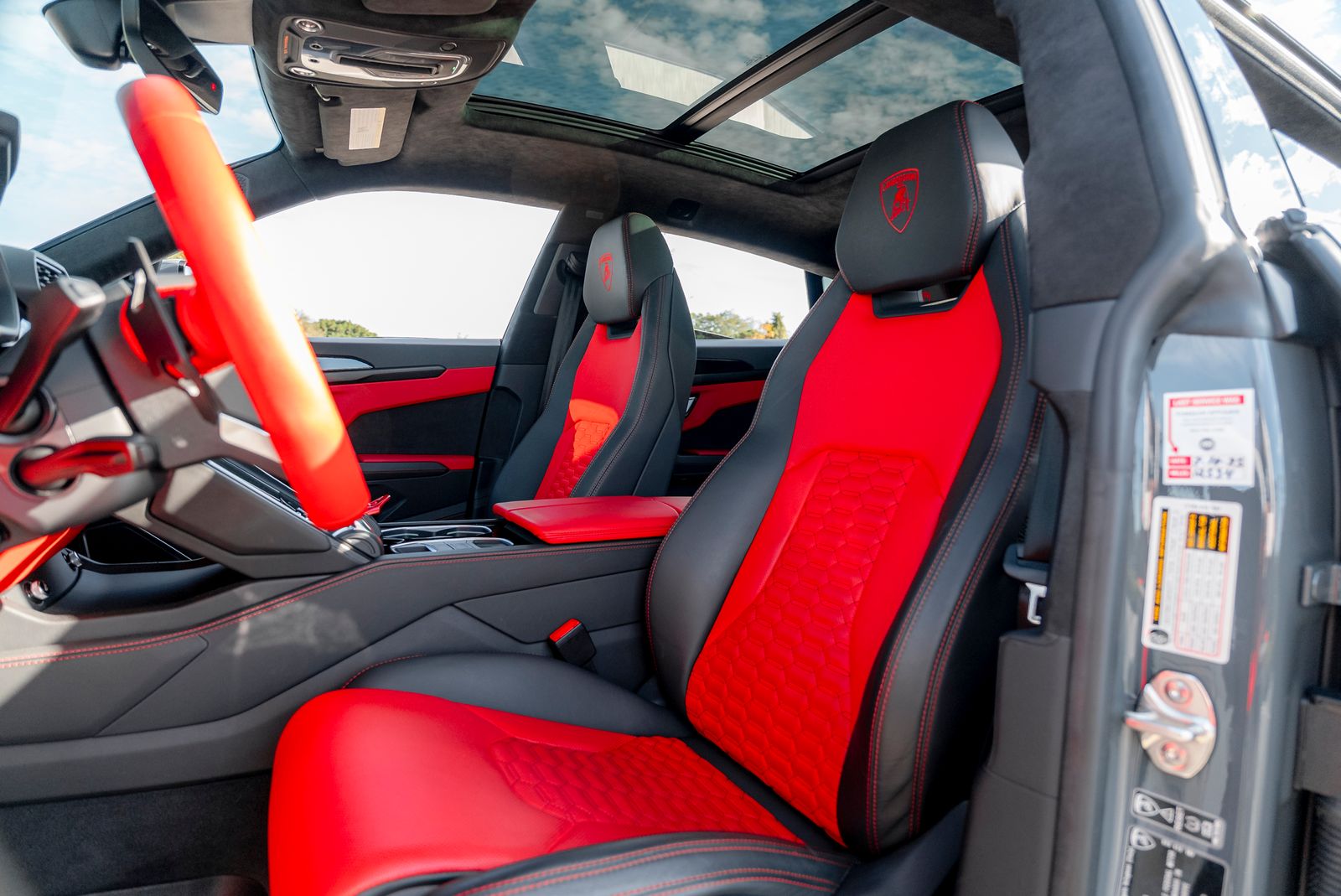 2022 Lamborghini Urus Base AWD