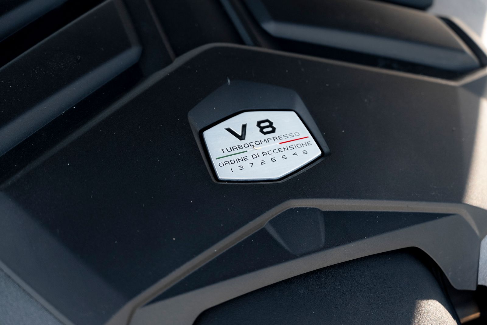 2022 Lamborghini Urus Base AWD