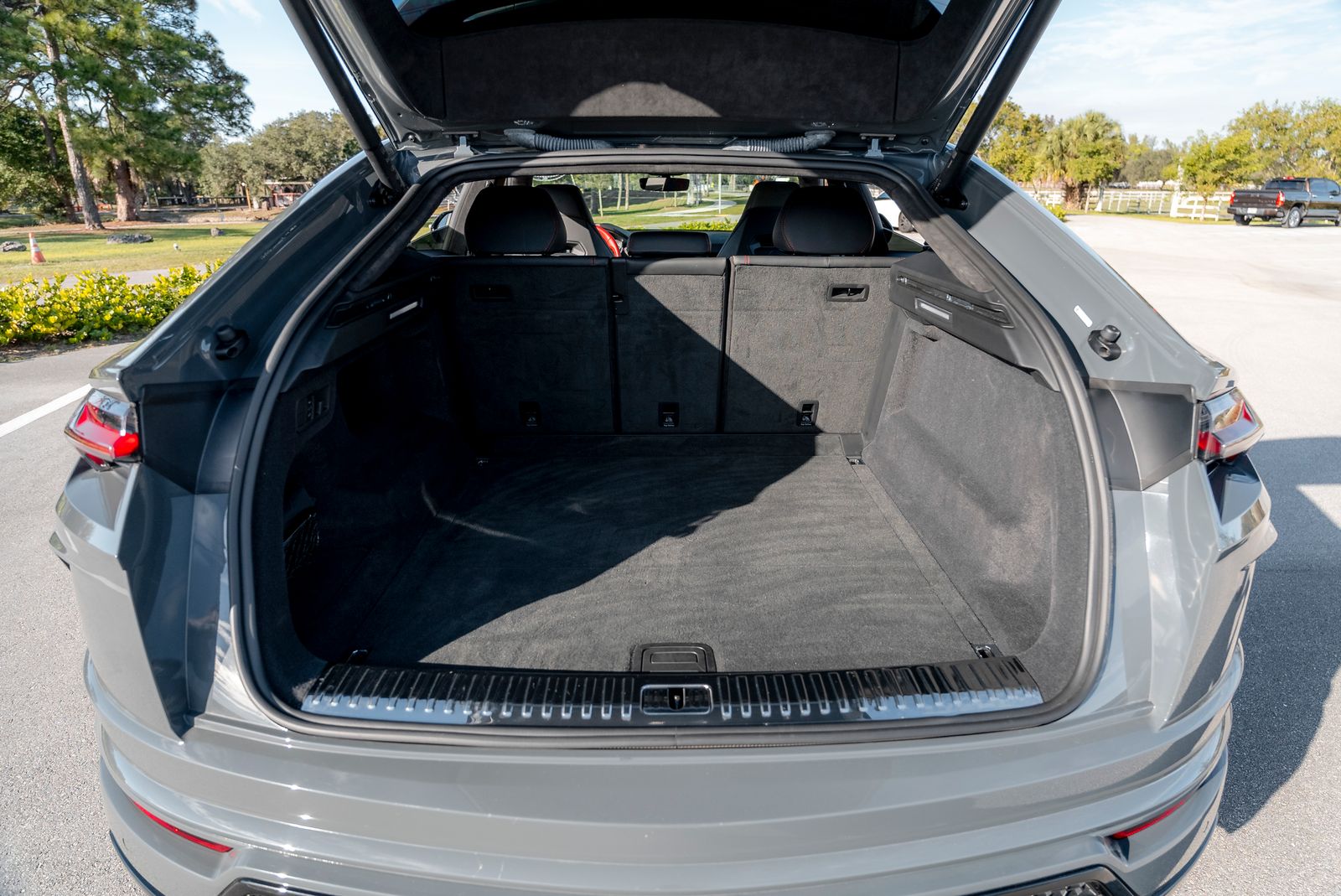 2022 Lamborghini Urus Base AWD