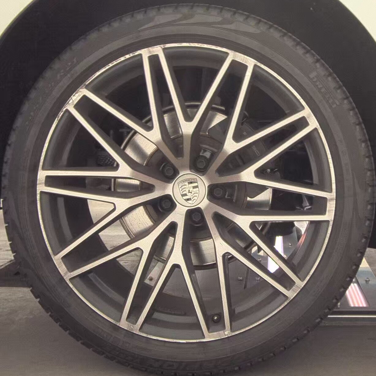 2024 Porsche Macan Base AWD