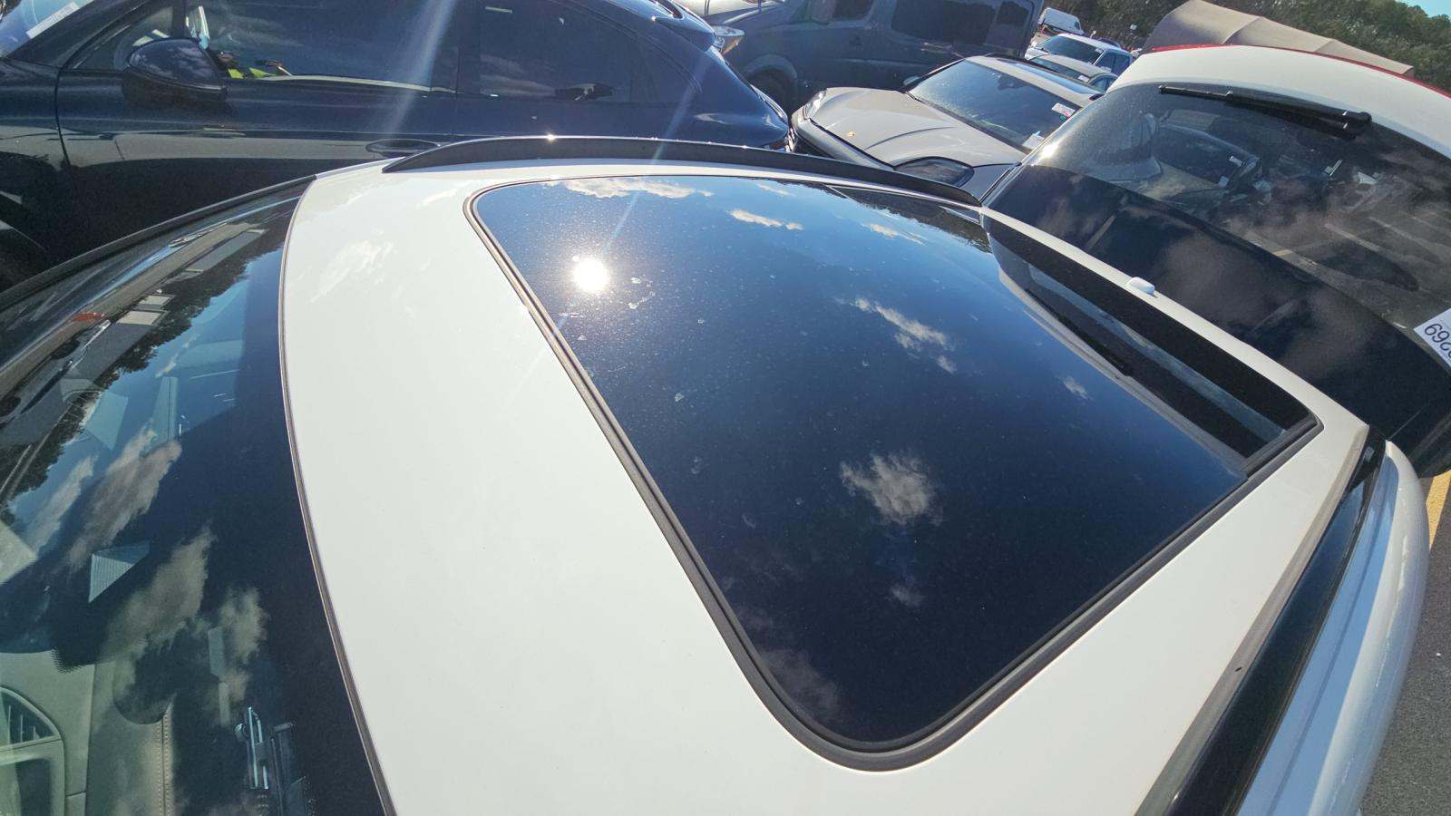 2024 Porsche Macan Base AWD