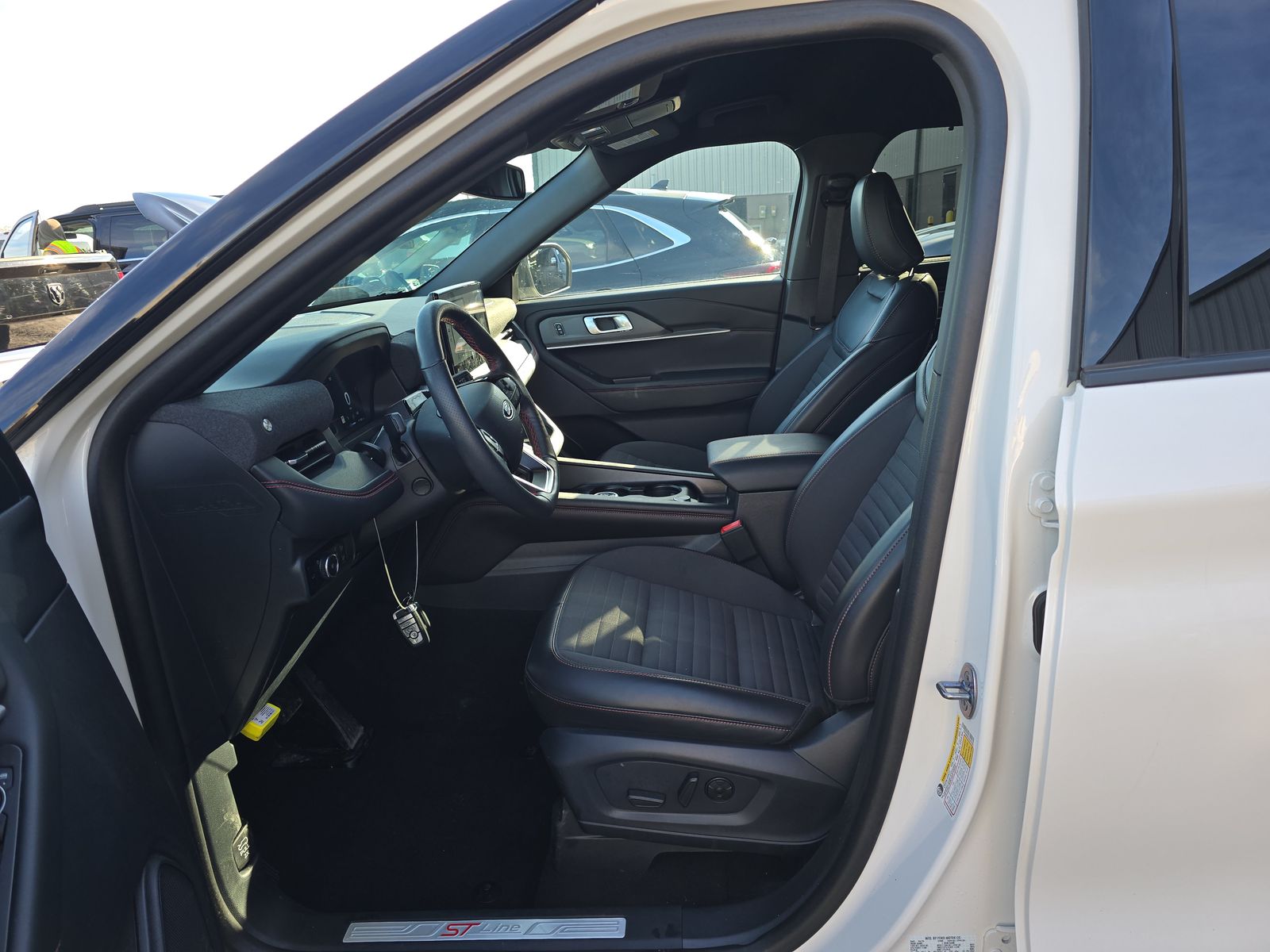 2025 Ford Explorer ST-Line AWD