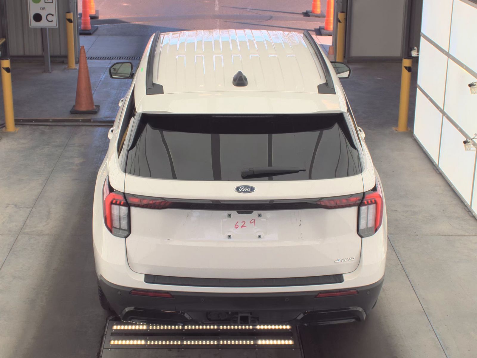 2025 Ford Explorer ST-Line AWD