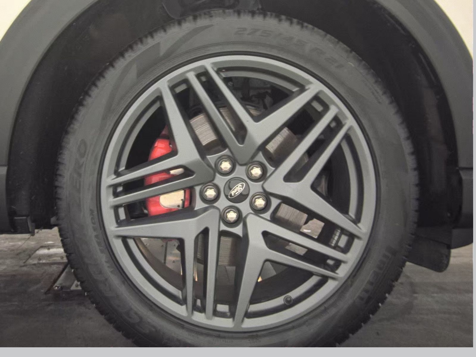 2025 Ford Explorer ST-Line AWD