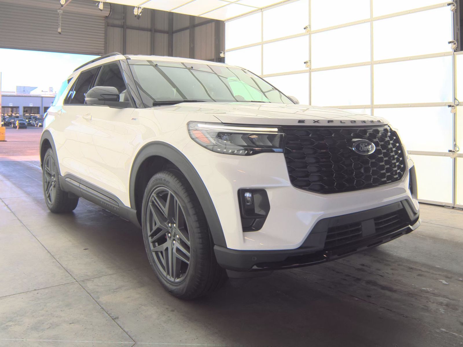 2025 Ford Explorer ST-Line AWD