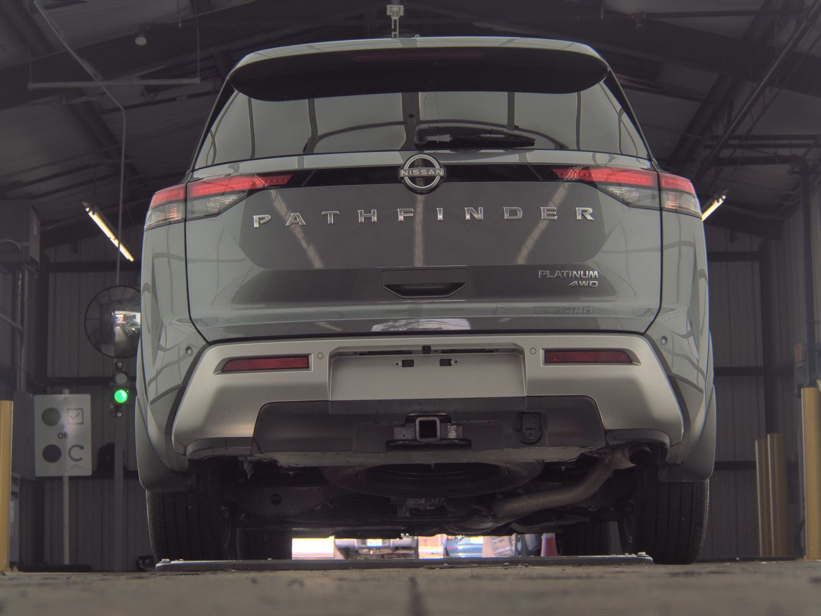 2024 Nissan Pathfinder Platinum AWD