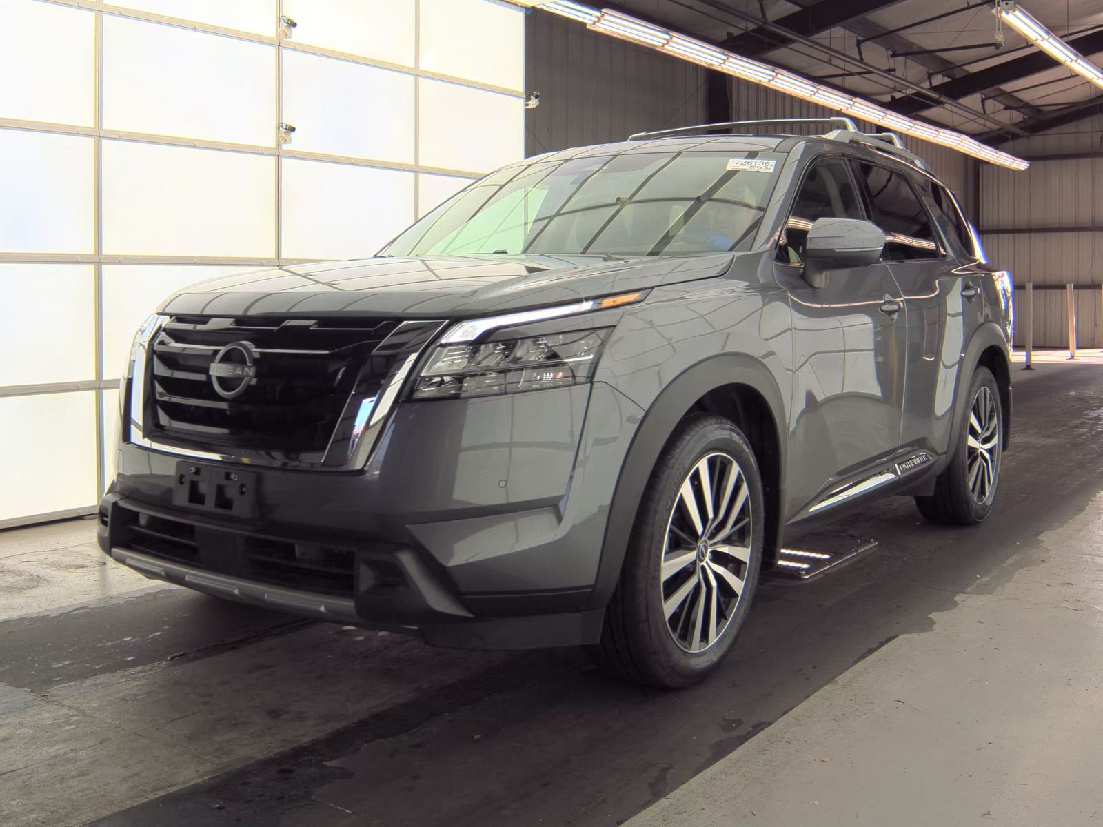 2024 Nissan Pathfinder Platinum AWD