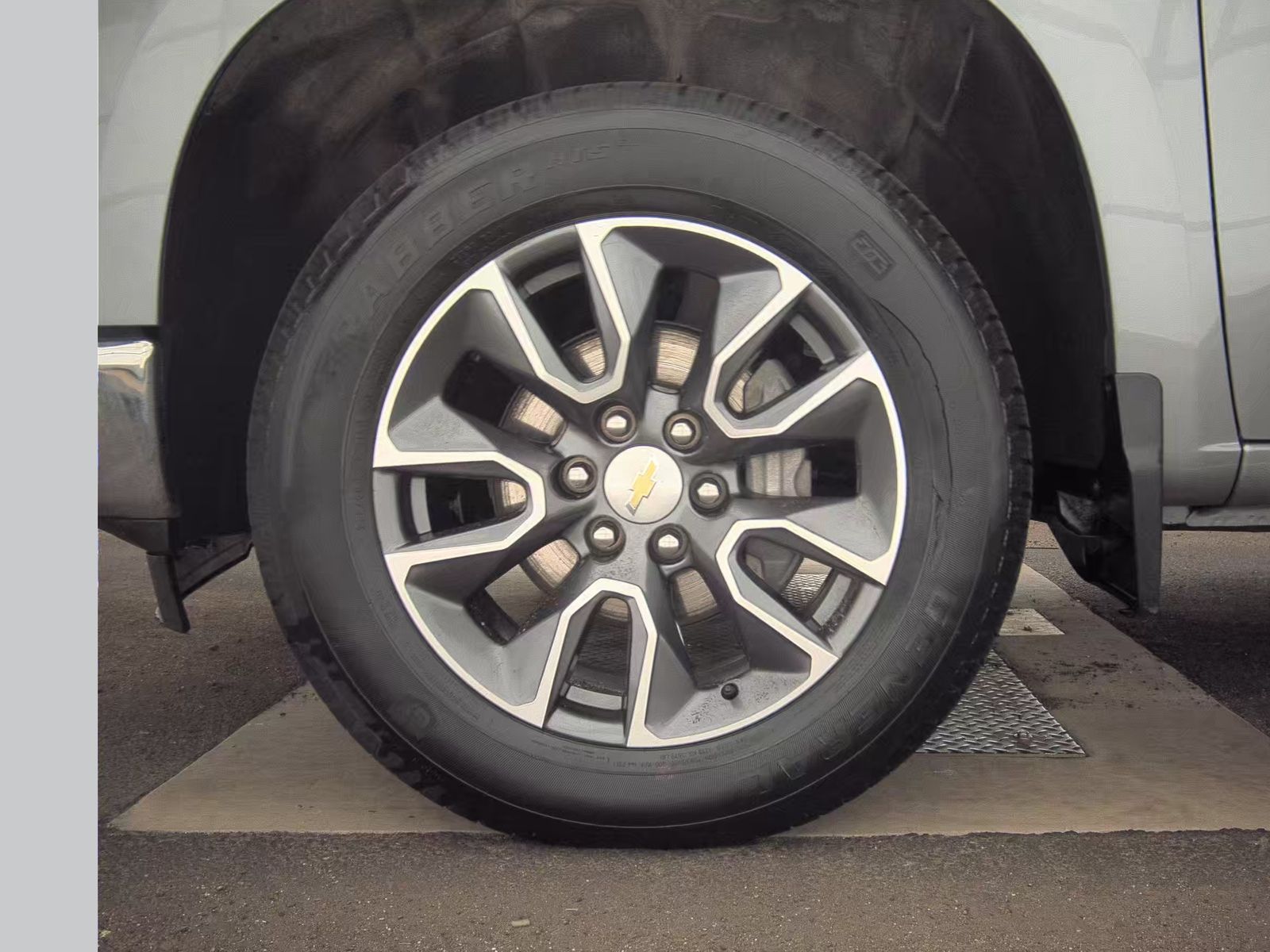 2023 Chevrolet Silverado 1500 LT AWD