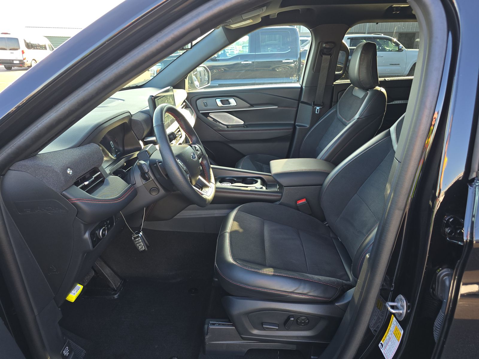 2025 Ford Explorer ST AWD