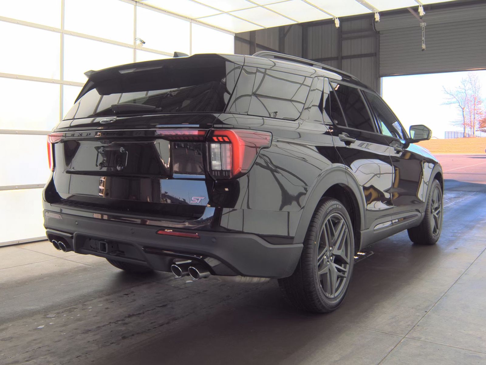 2025 Ford Explorer ST AWD