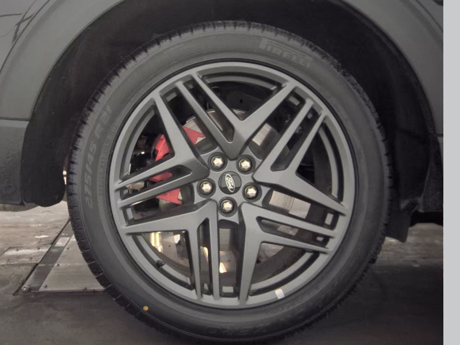 2025 Ford Explorer ST AWD