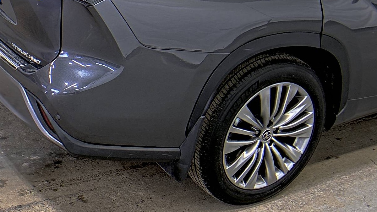 2023 Toyota Highlander Platinum AWD