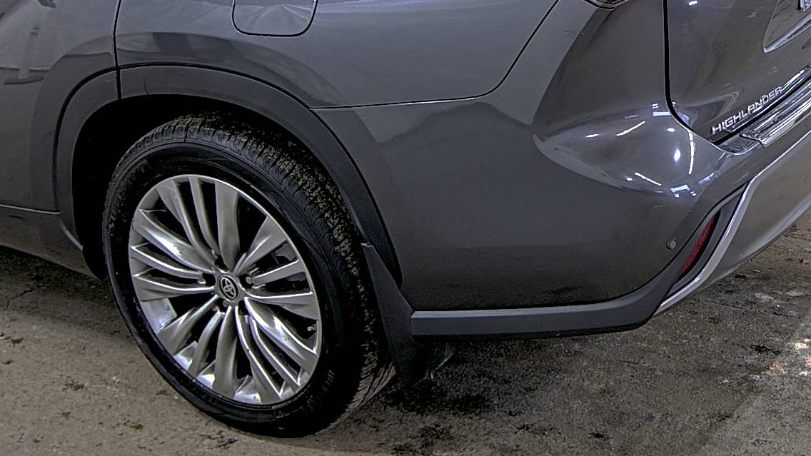 2023 Toyota Highlander Platinum AWD