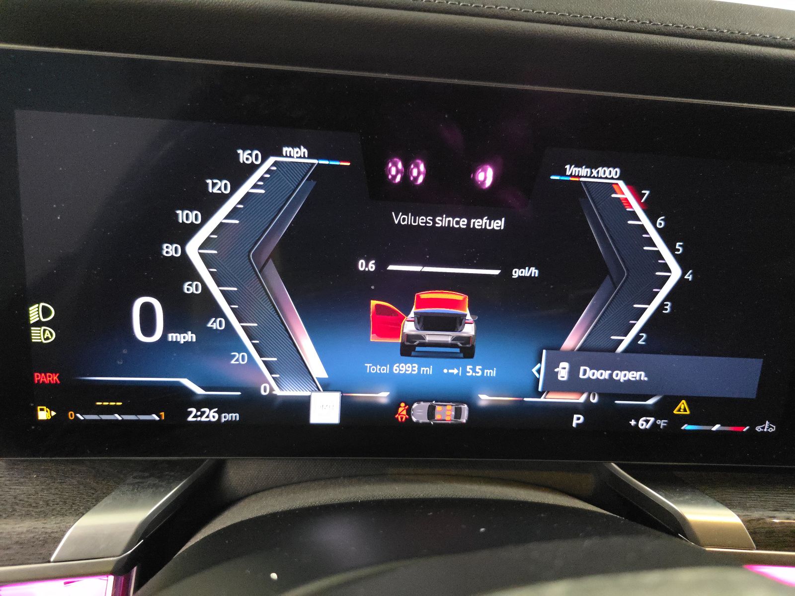 2025 BMW 7 Series 740i RWD