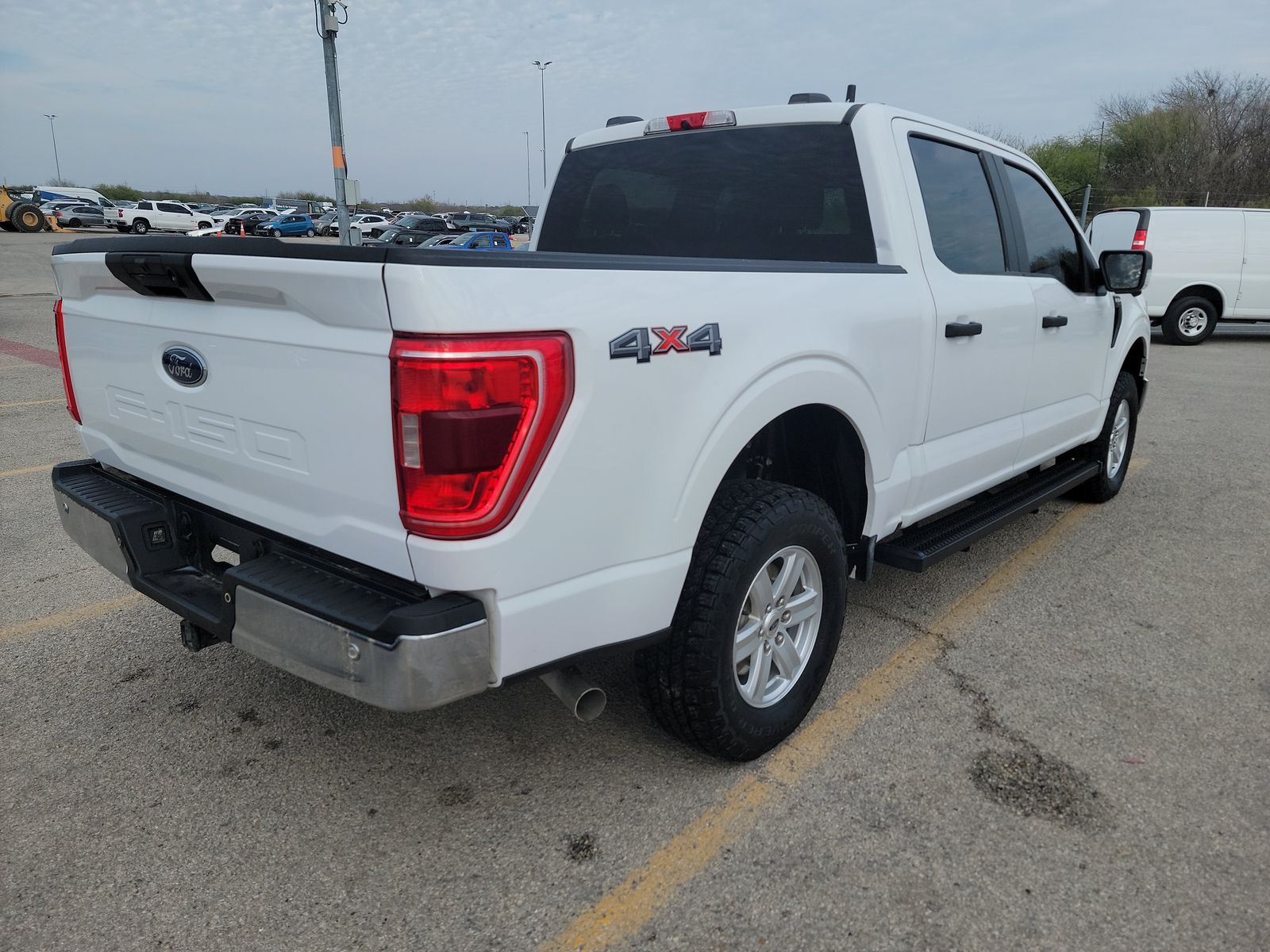 2022 Ford F-150 XL AWD