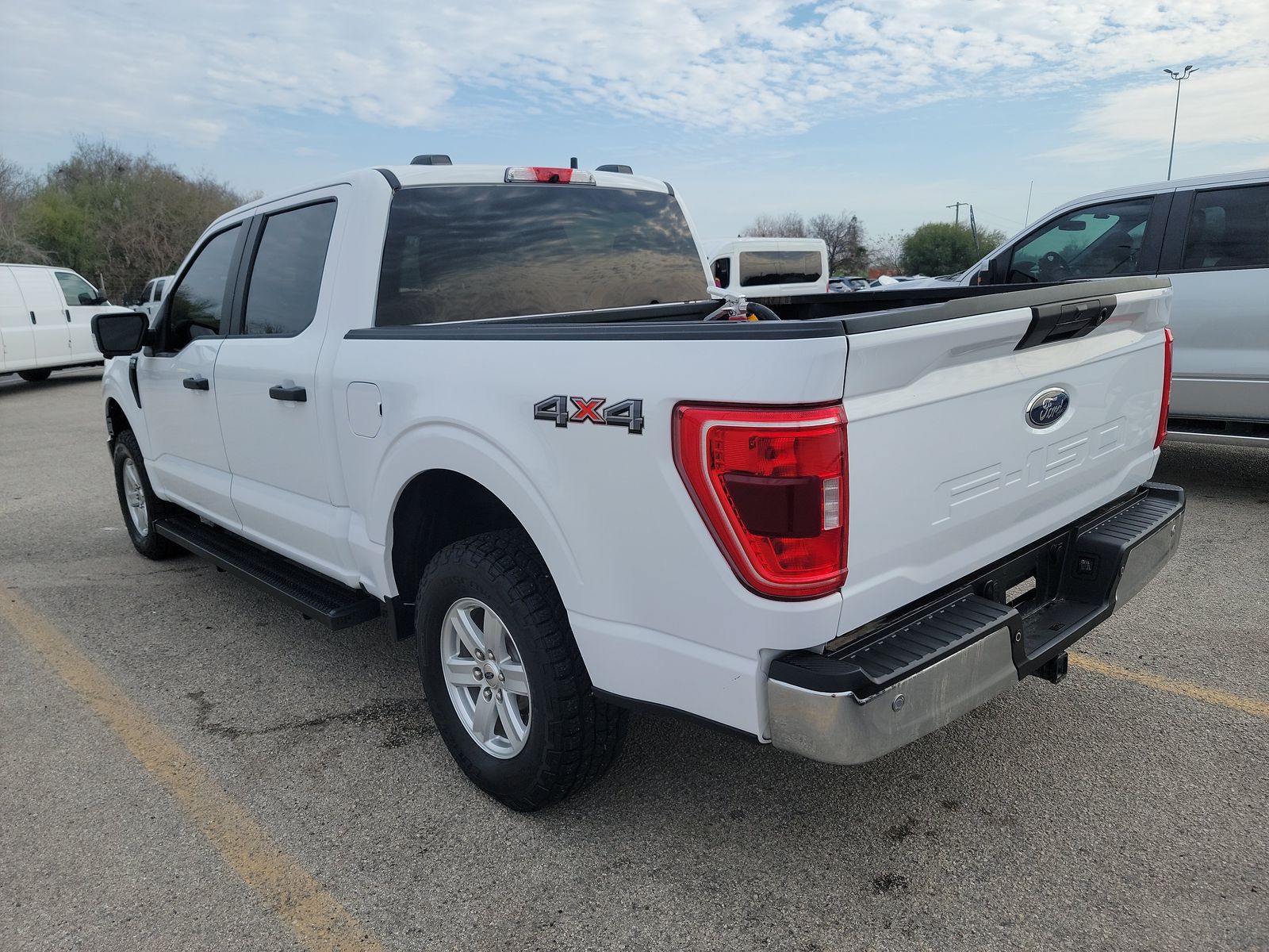 2022 Ford F-150 XL AWD