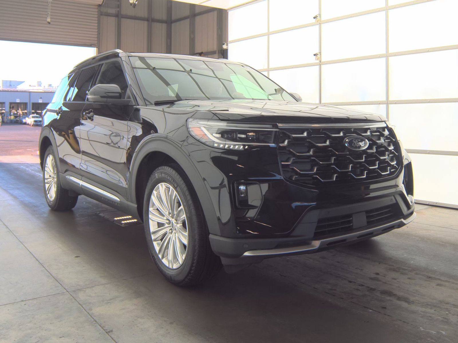 2025 Ford Explorer Platinum AWD