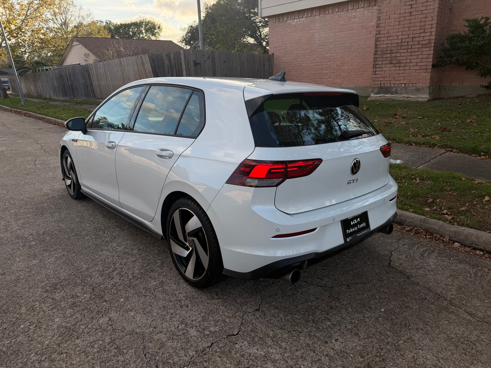 2024 Volkswagen Golf GTI 2.0T S FWD